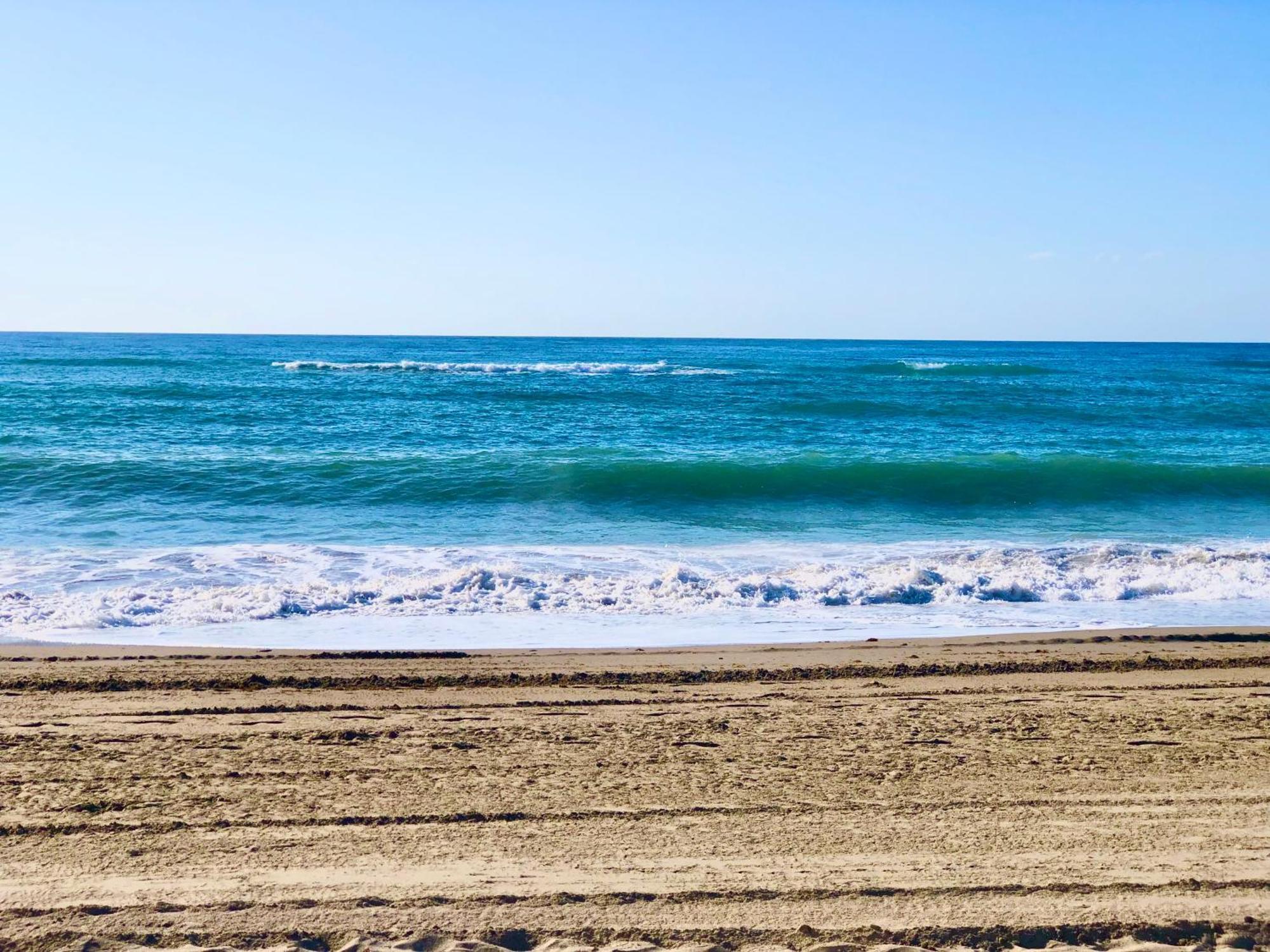 La Cala - Beachfront Few Steps Away From Sandy Holiday home *