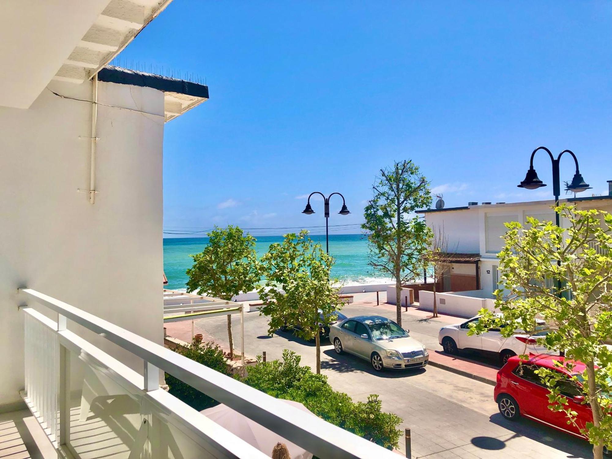 Holiday home La Cala - Beachfront Few Steps Away From Sandy *